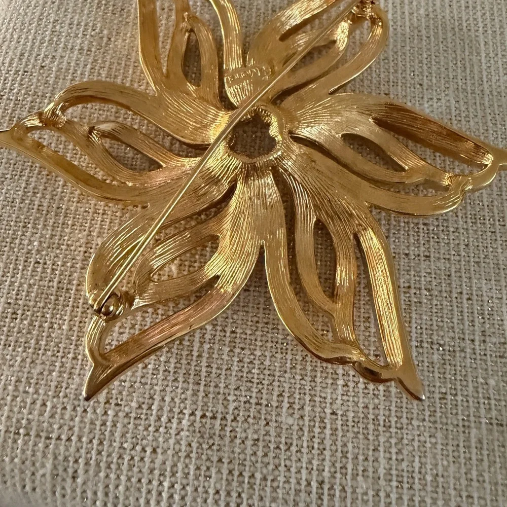 Vintage Monet Gold Flower Statement Brooch - Elegant Floral Pin for Women